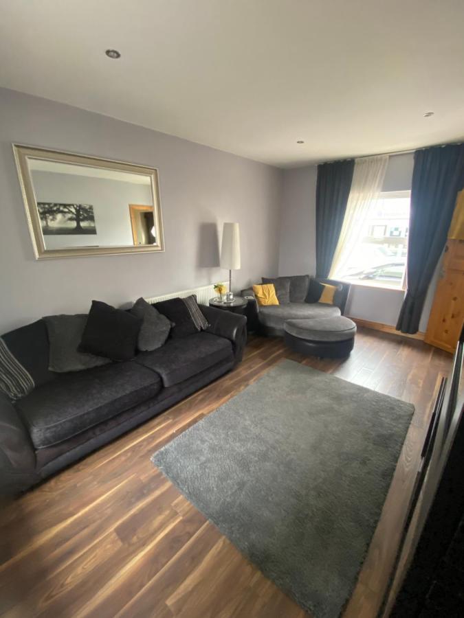 Town Villa With Charming Garden, Bbq Area & Sleeps 6 Cashel  Exterior photo
